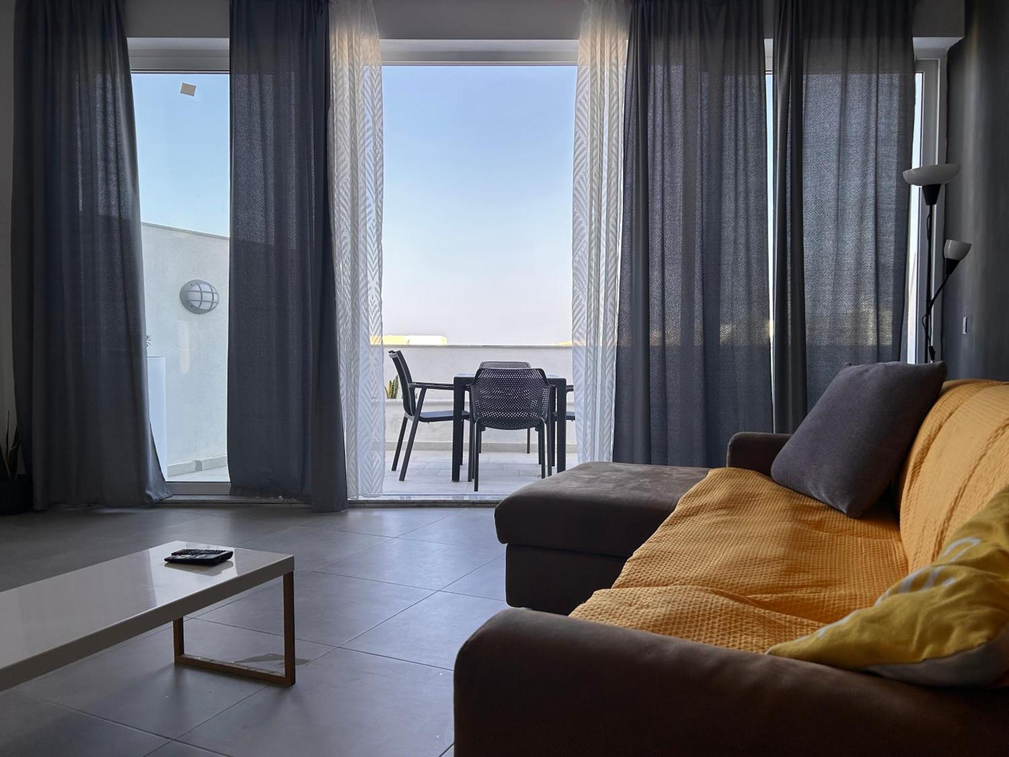 Ferienwohnung Qawra Penthouse 4Person Ac+Wifi St. Paul's Bay Exterior foto